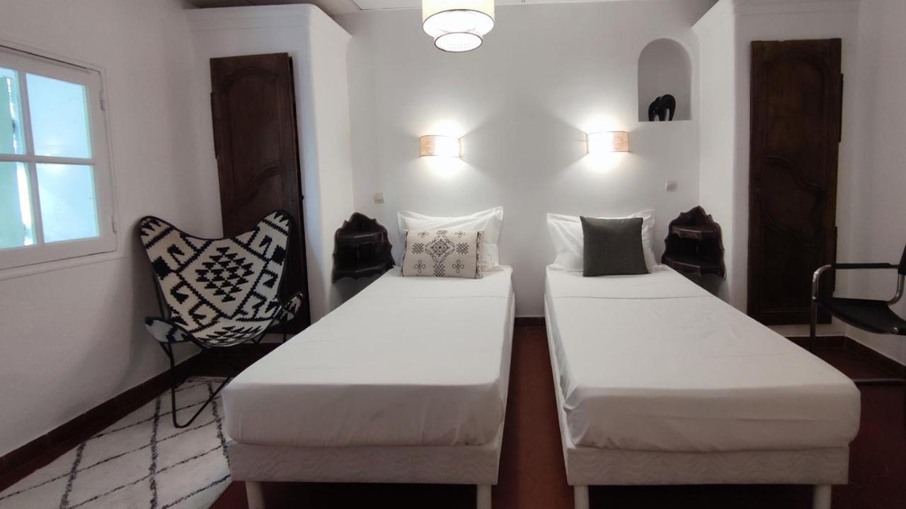 Logis Hotel & Restaurant Du Parc Gémenos Dış mekan fotoğraf